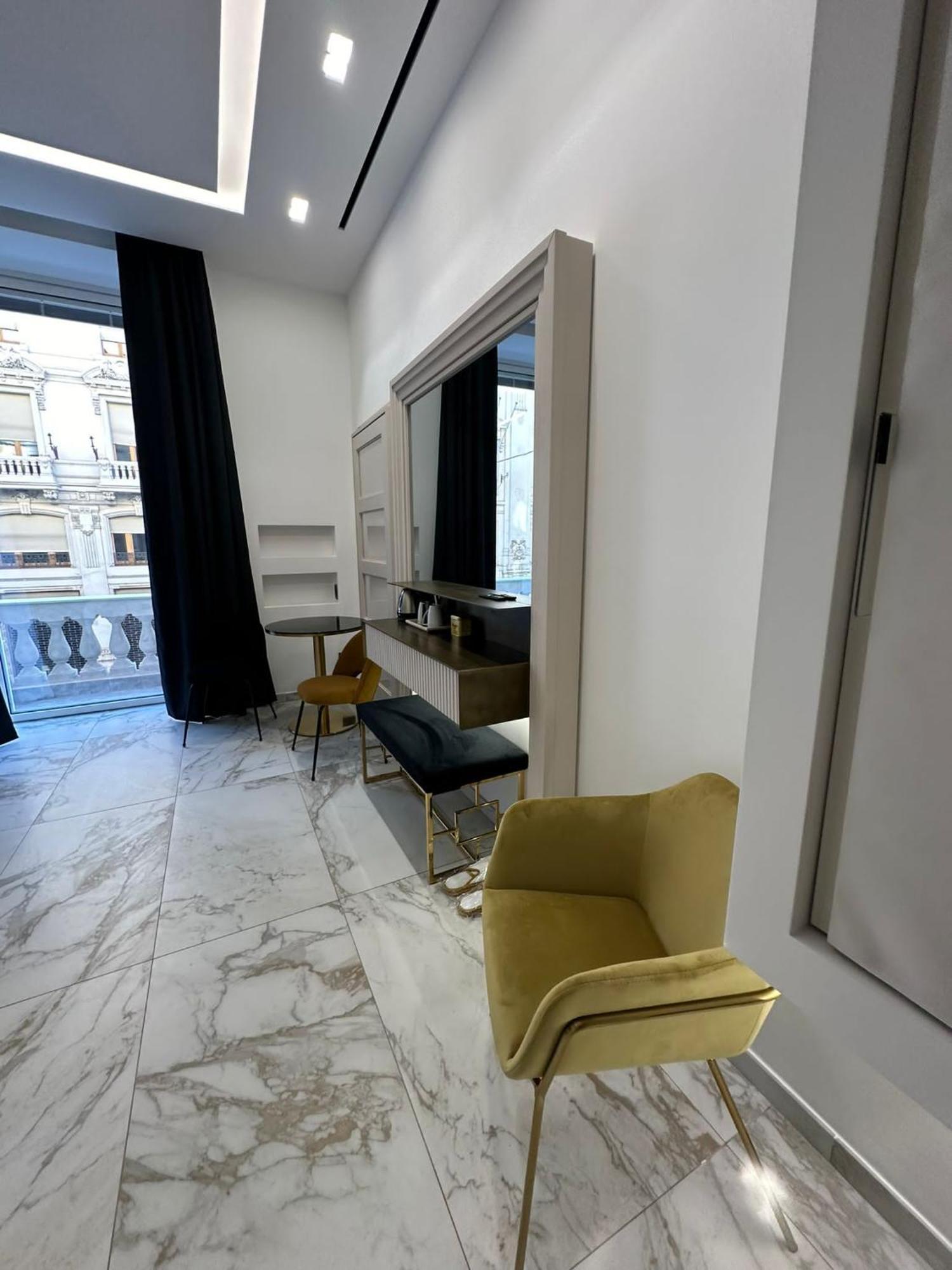 Maison Tritone Rome Bagian luar foto