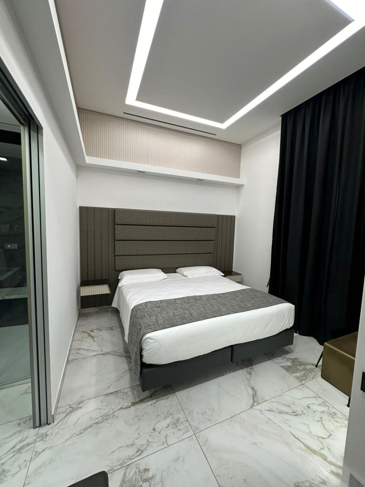 Maison Tritone Rome Bagian luar foto