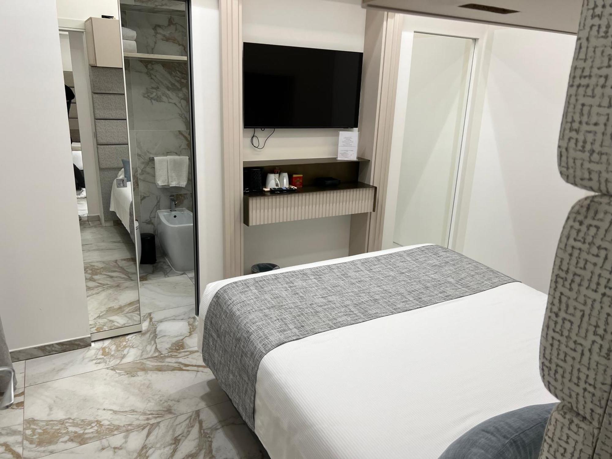Maison Tritone Rome Bagian luar foto