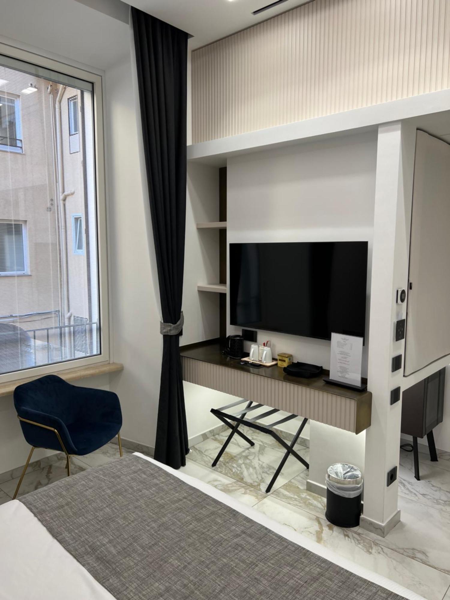 Maison Tritone Rome Bagian luar foto
