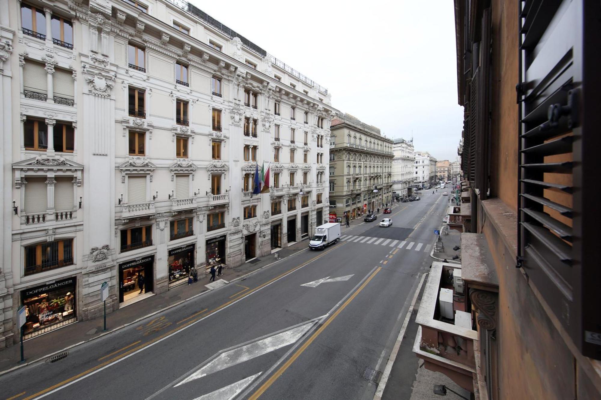 Maison Tritone Rome Bagian luar foto