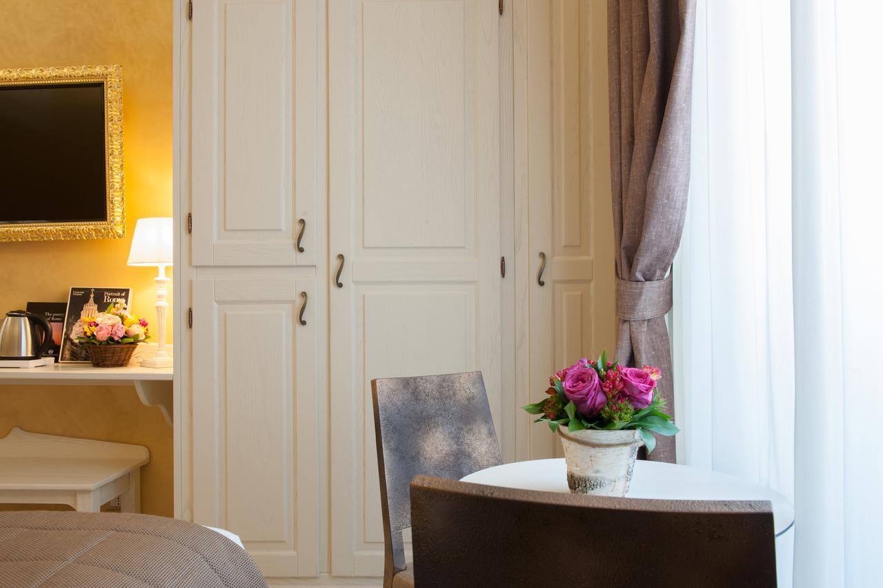 Maison Tritone Rome Bagian luar foto