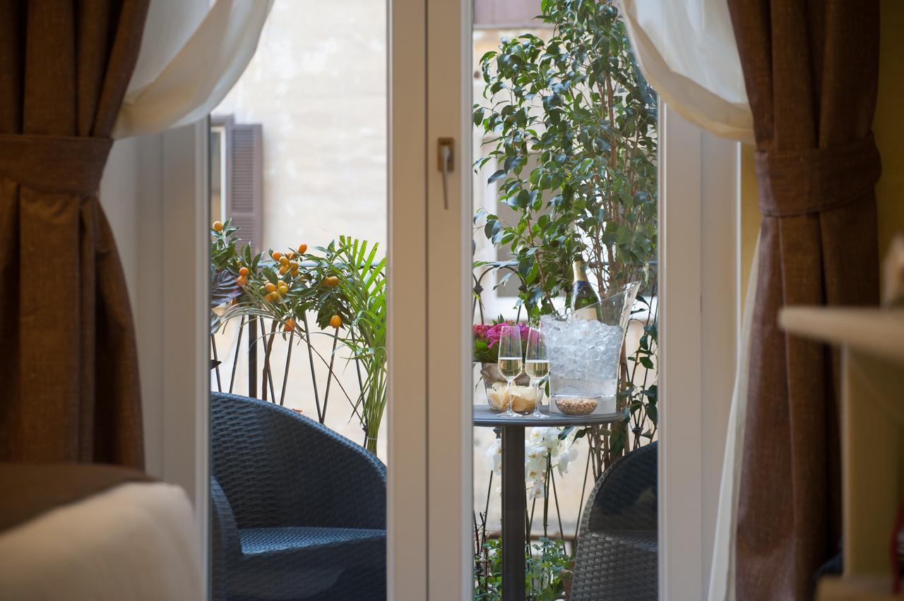 Maison Tritone Rome Bagian luar foto